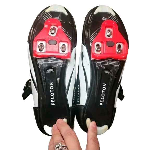 Peloton Unisex Red & Black Cycling Shoes 40 (Women’s 9 / Men’s 7)  Spin & Cycle - Picture 6 of 16